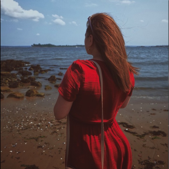 Meet your Posher, Elizabeth - Picture 3 of 5